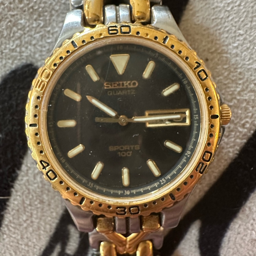 Seiko Elegant Silver Watch